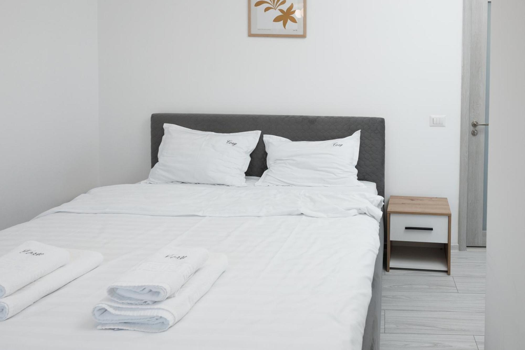 Exclusive Ultracentral Apartments And Studios #Enescu#Universitatii#Suceava Luaran gambar